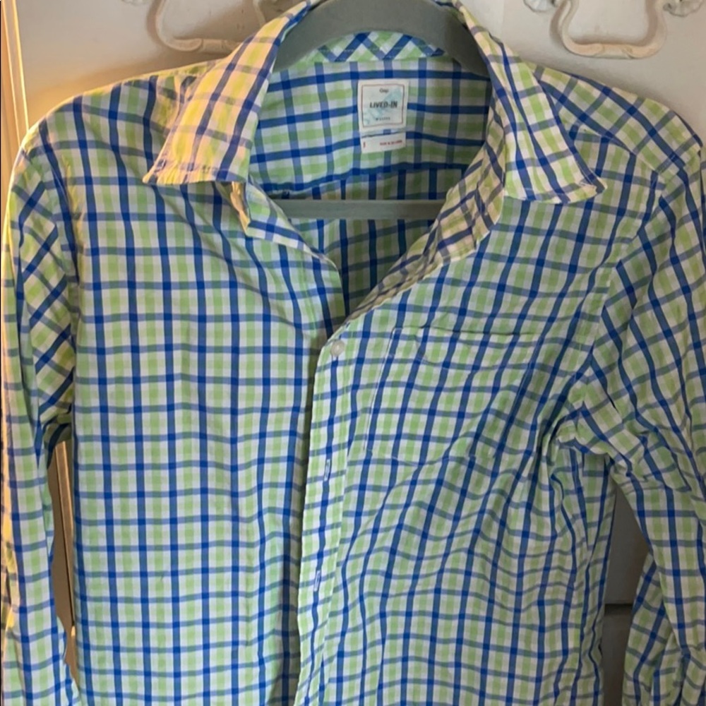 Gap button down shirt